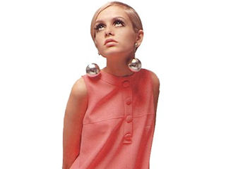 Biografie: Twiggy
